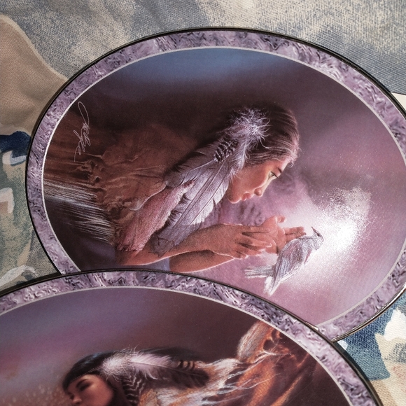 2 LEE BOGLE NATIVE AMERICAN PLATES - Picture 3 of 10